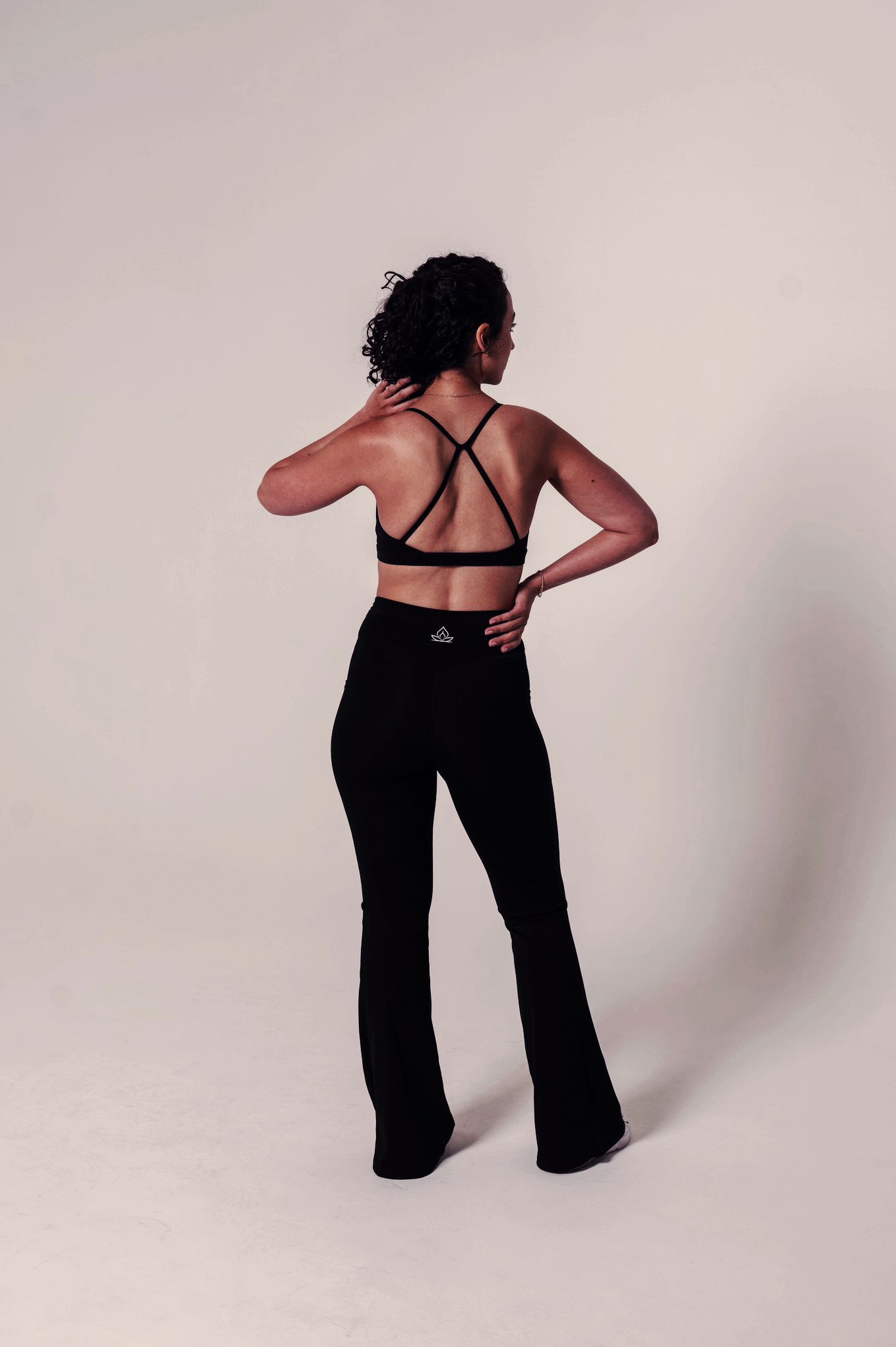 Genevieve Flare Leggings Gaia Athletica